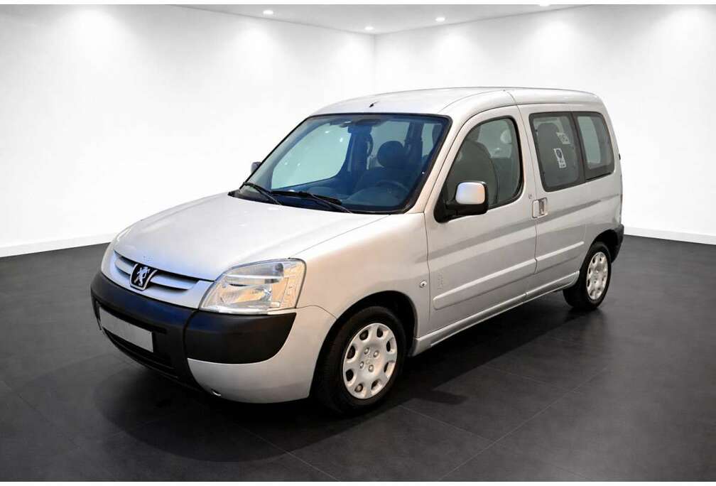 Peugeot 1.4i 75ch Totem Clim