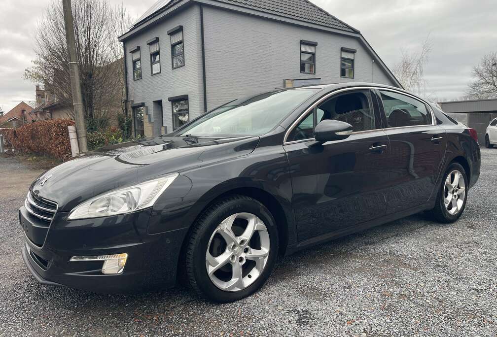 Peugeot 1.6 HDi 110,Airco,Gps,Sensoren,Cruise control,..