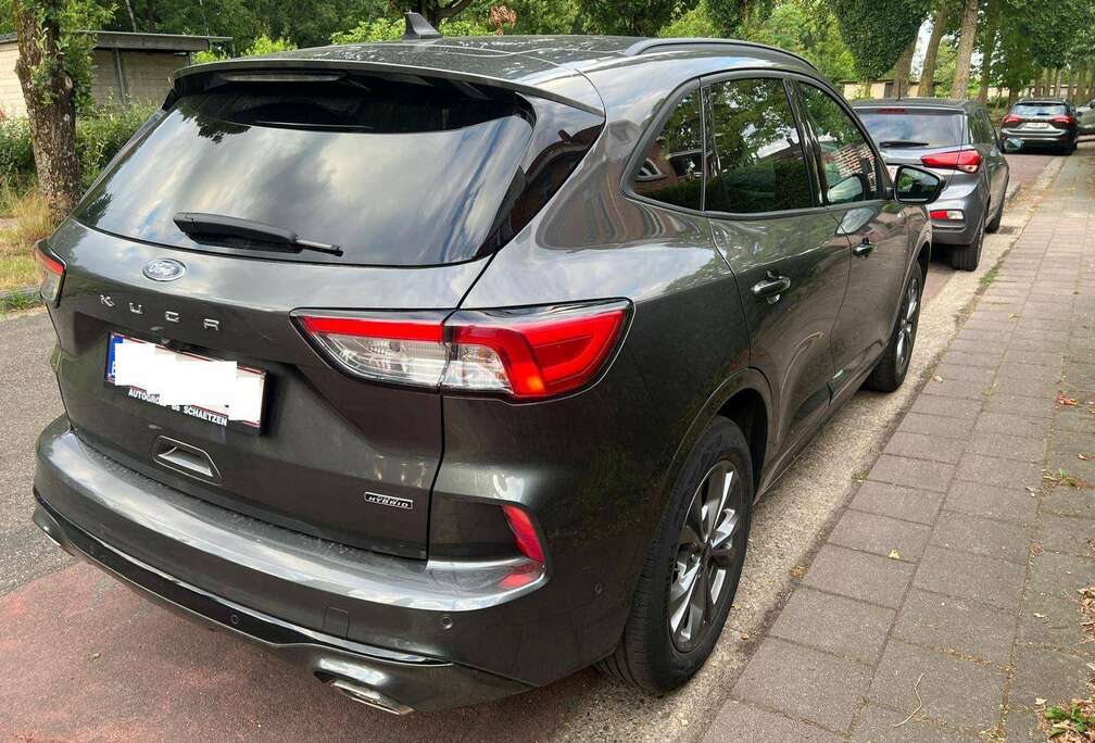 Ford Kuga PHEV 2.5 EcoBoost FWD ST-Line X