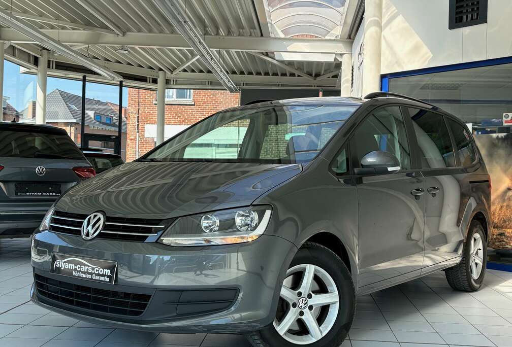 Volkswagen 2.0 TDi * 7 PLACES * AUTO * GPS * PDC * 1ER PROP*