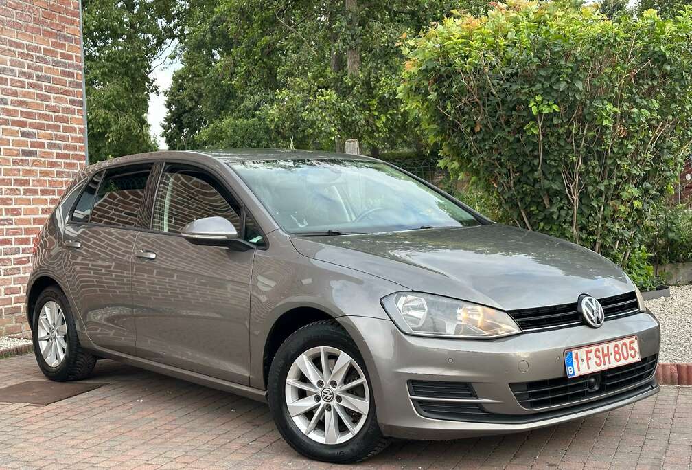 Volkswagen Golf 1.6 CR TDi *1er-main*