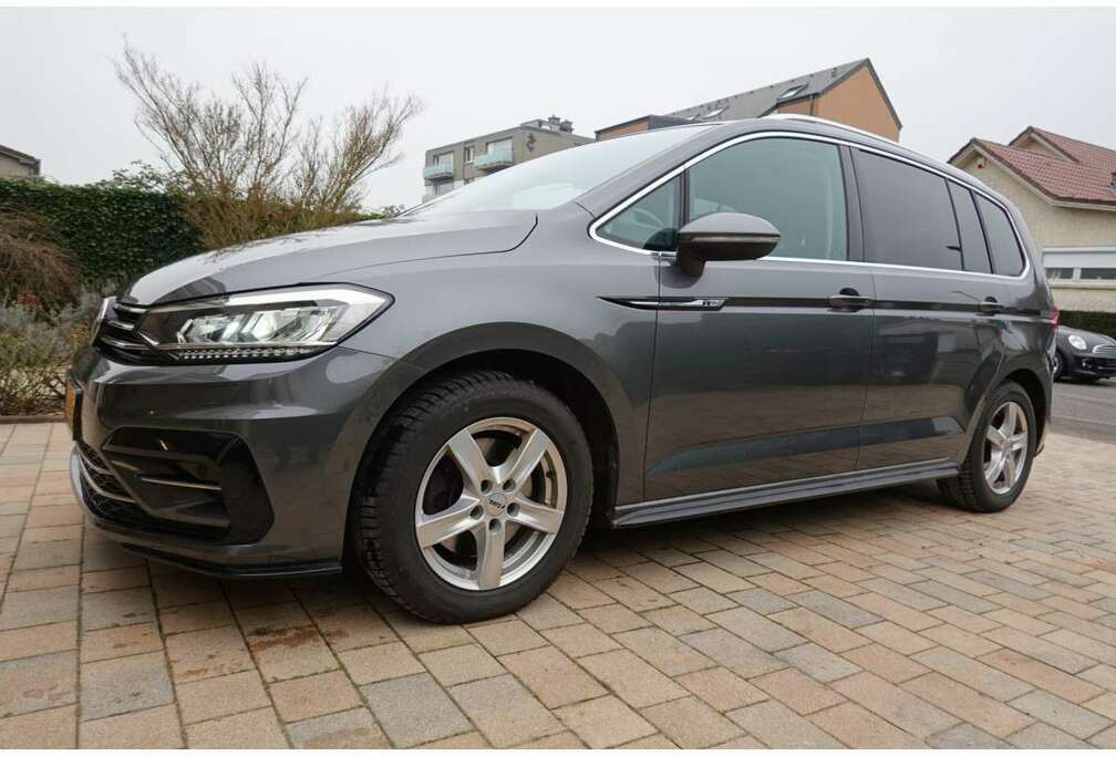 Volkswagen 2.0 TDI HIGHLINE 150 DSG R-LINE