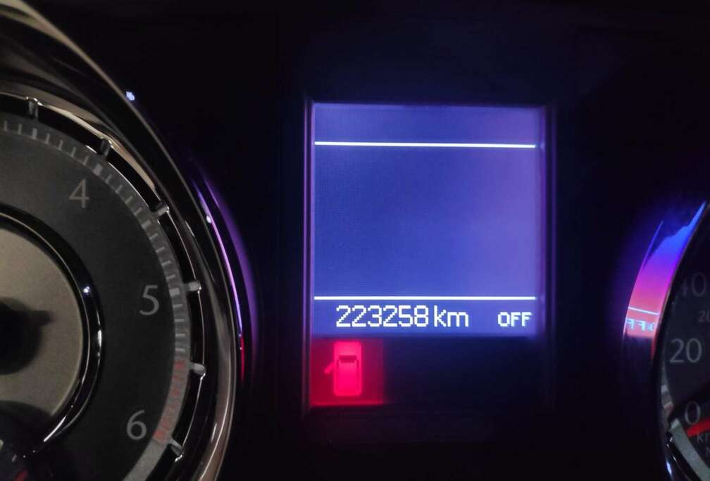 Lancia Voyager 2.8 MultiJet