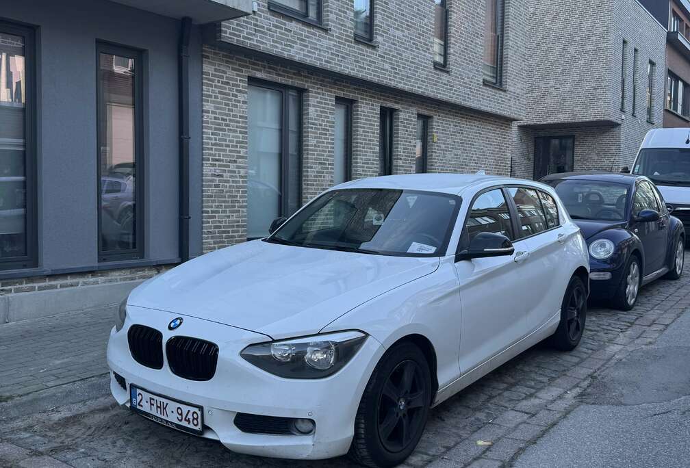BMW 116iA