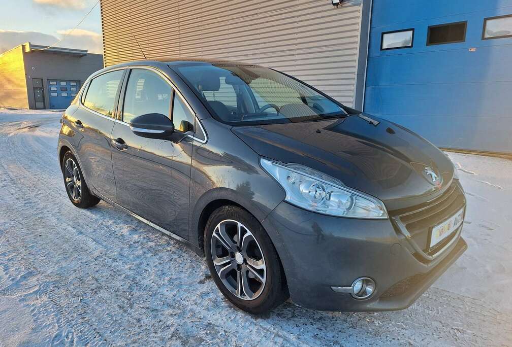 Peugeot 1.6 e-HDi 92ch Feline