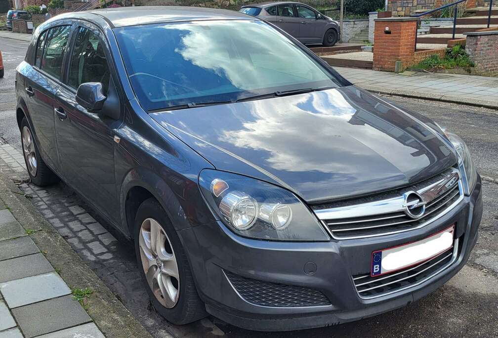 Opel Astra 1.6i