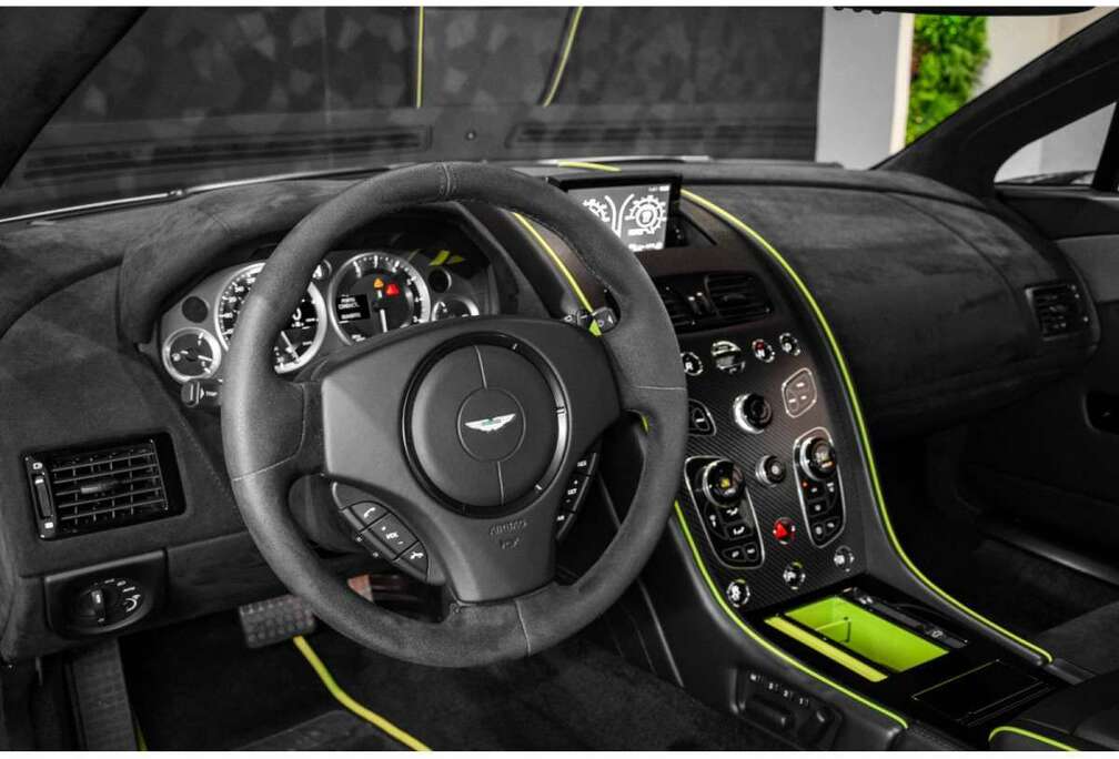 Aston Martin Vantage AMR - 1 OF 200