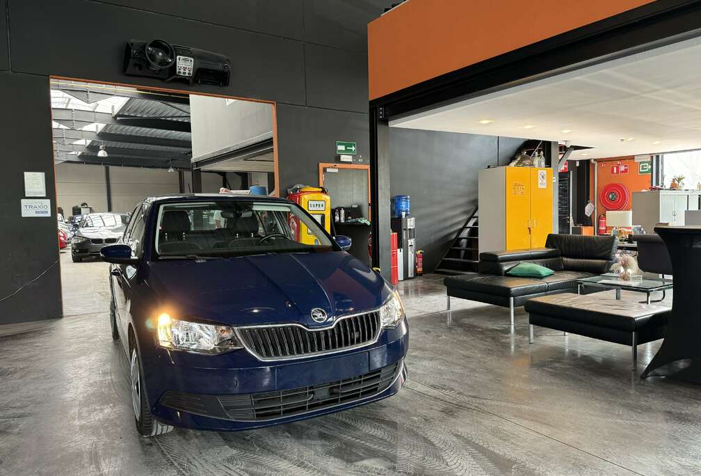 Skoda 1.0 - BREAK - A/C - RADIO CD - 5 PORTES