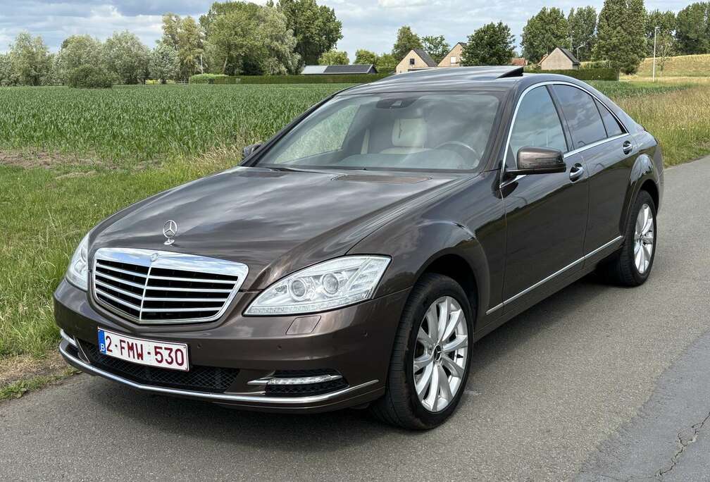 Mercedes-Benz CDI DPF BlueEFFICIENCY 7G-TRONIC