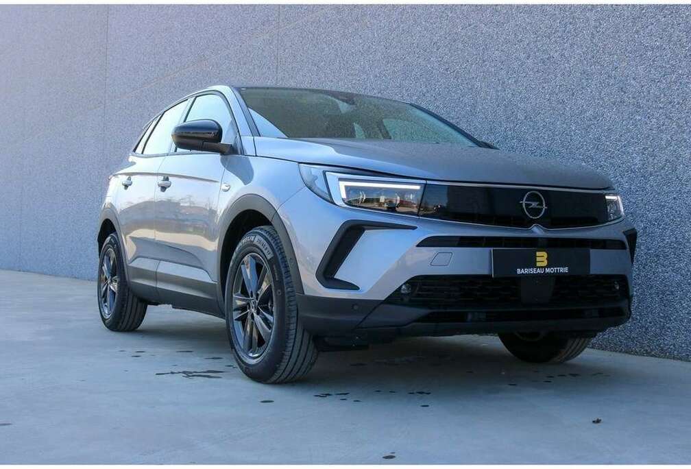 Opel 1.2B TURBO BUSINESS EDITION MT6 130PK * MULTIMEDIA