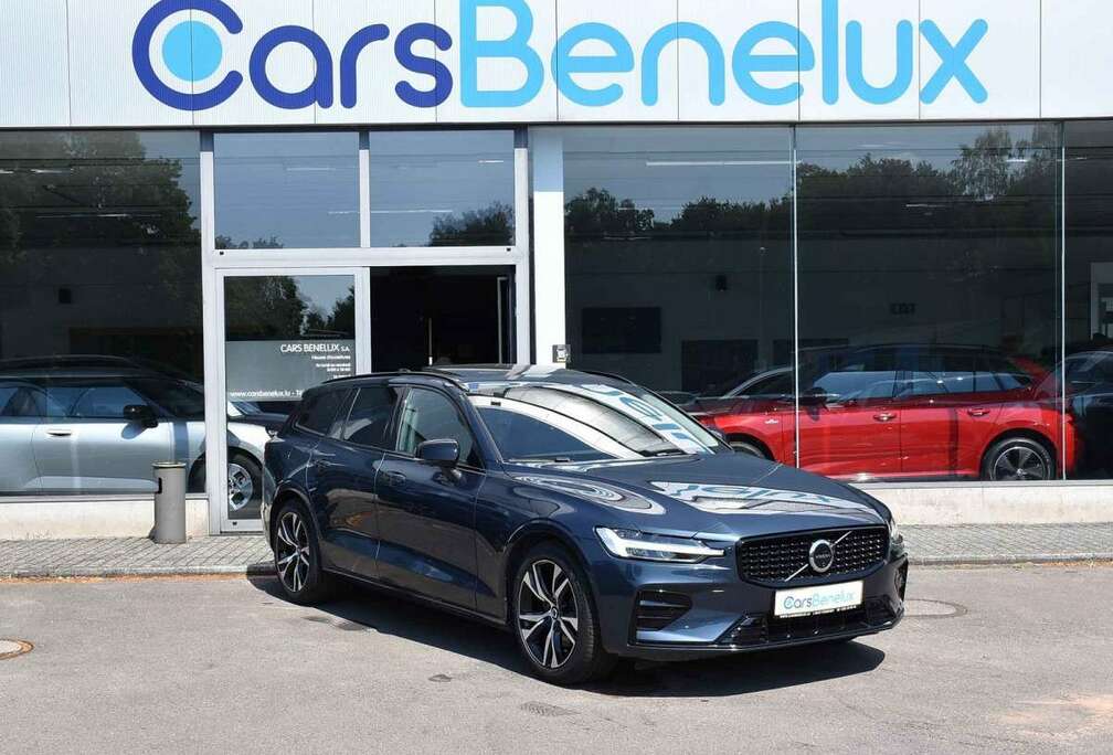 Volvo 2.0 B4 Plus Dark Gear. PANO CUIR MEM CAM360 HARMAN