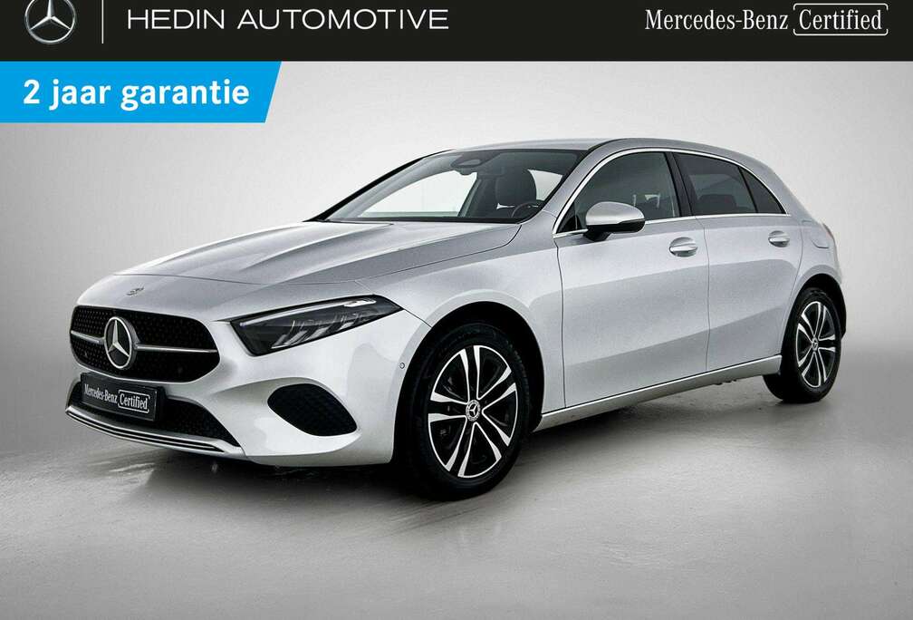 Mercedes-Benz e Hatchback Business Line  Smartphone Integratie