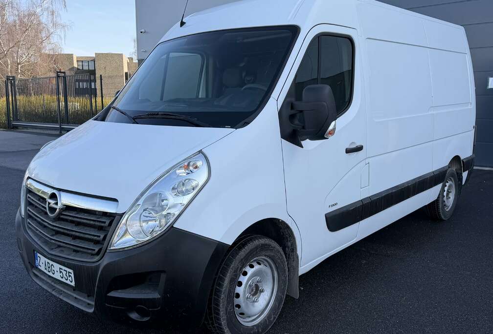 Opel F3300 L2H2 2.3 CDTI 130 CH