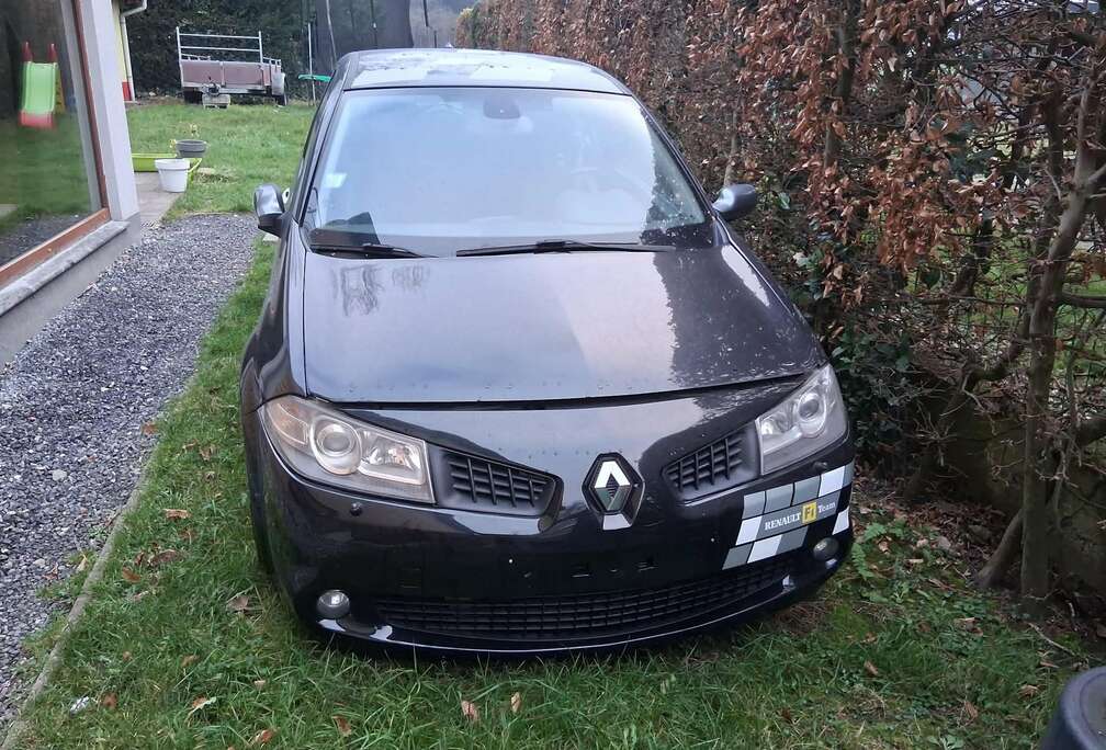 Renault Megane 2.0 dCi 16v RS Team