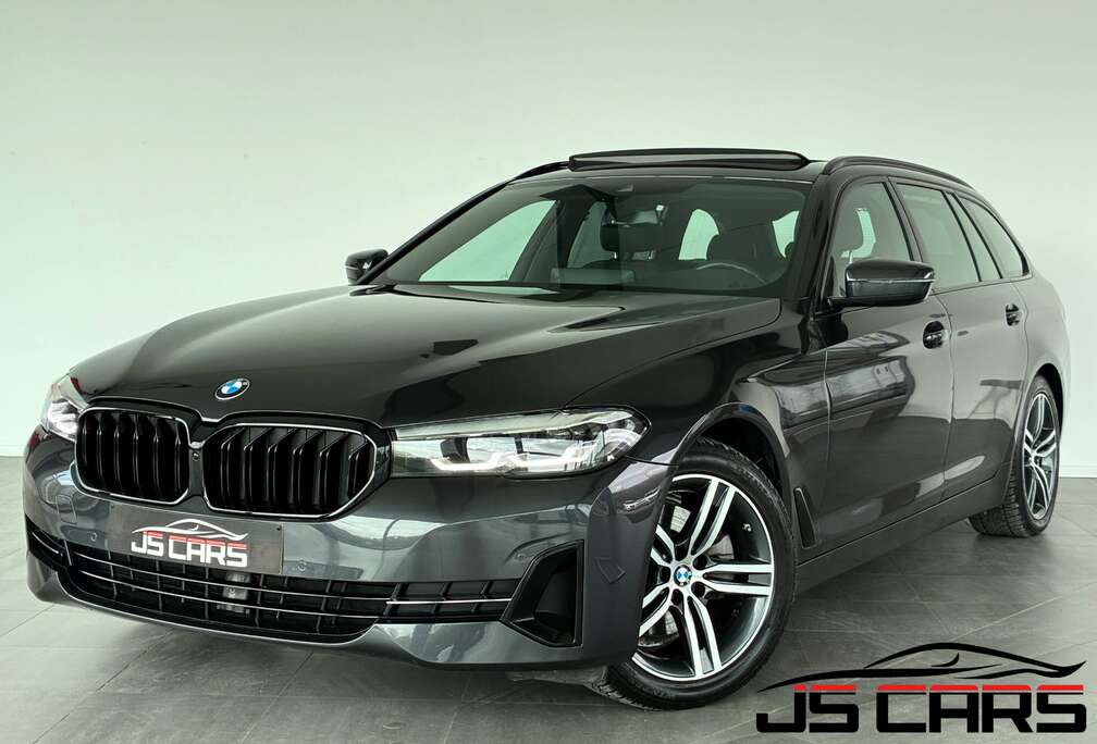 BMW iA Touring SPORT-1ERPRO-COCKPIT-T.O-GPS-CAMERA-CARPLAY-JANTES18-ATTELAGE-PDC