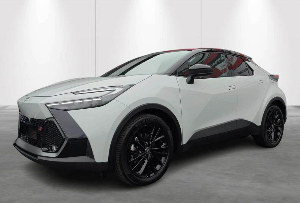 Toyota 2.0 PHEV GR Sport E-CVT + Luxury Pack - DEMO