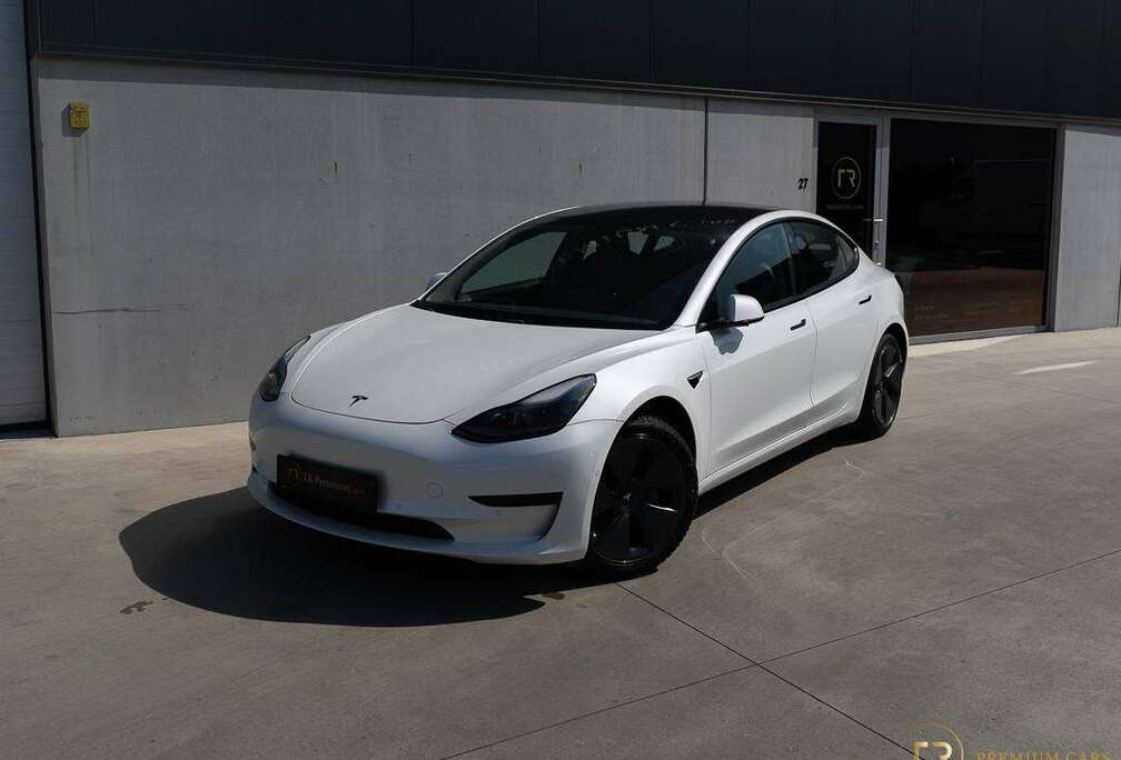 Tesla Standard Plus l Facelift