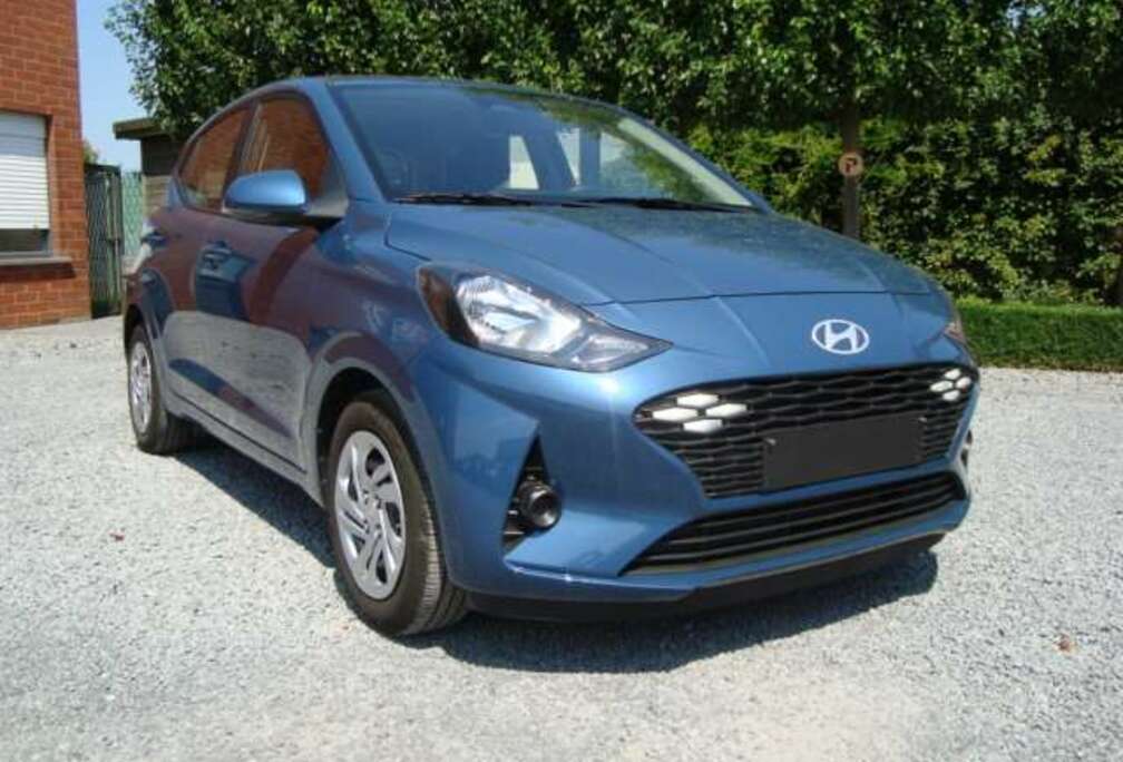 Hyundai i10 1.0i Twist Twist Airco/ Navi/ App Connect/ DAB/ Camera ...