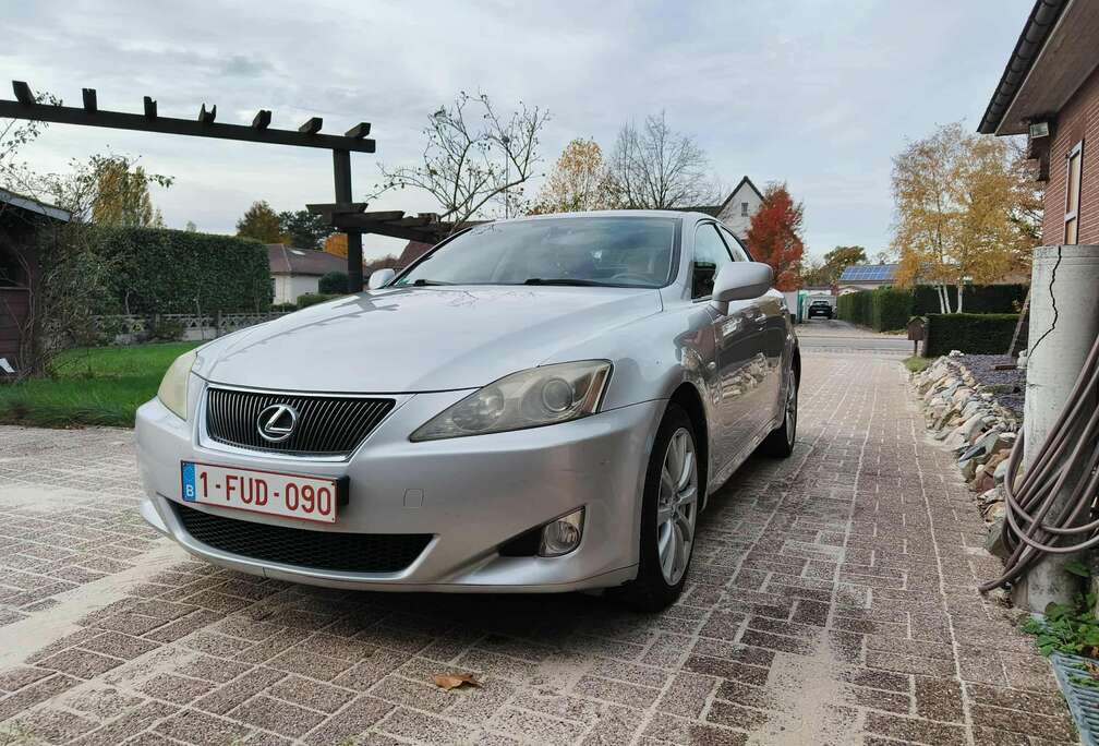 Lexus IS 220d DPNR