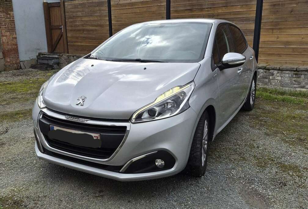 Peugeot 1.2 PureTech 82ch BVM5 Style