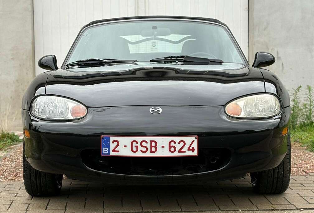 Mazda MX-5 1.6i 16V