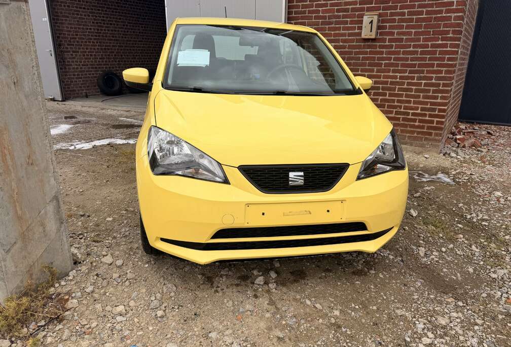 SEAT 1.0i Cosmopolitan