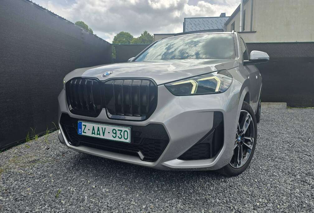 BMW X1 1.5iAS sDrive18 M-Pack Pro 2025 ***12M GARANTIE***
