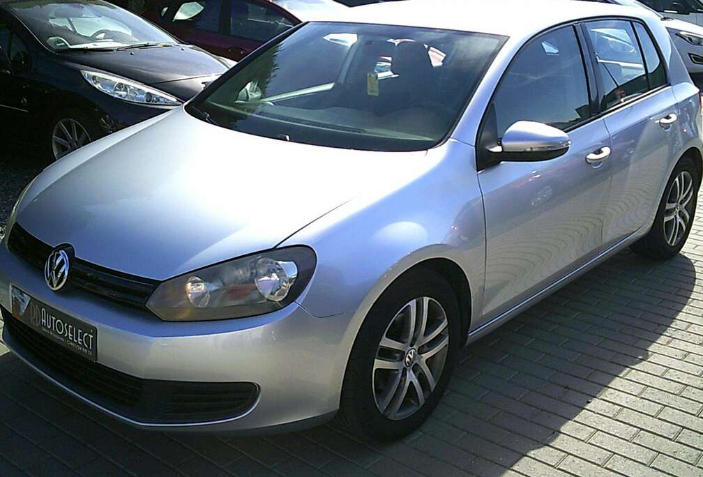 Volkswagen Golf 1.6 CR TDi Highline DPF