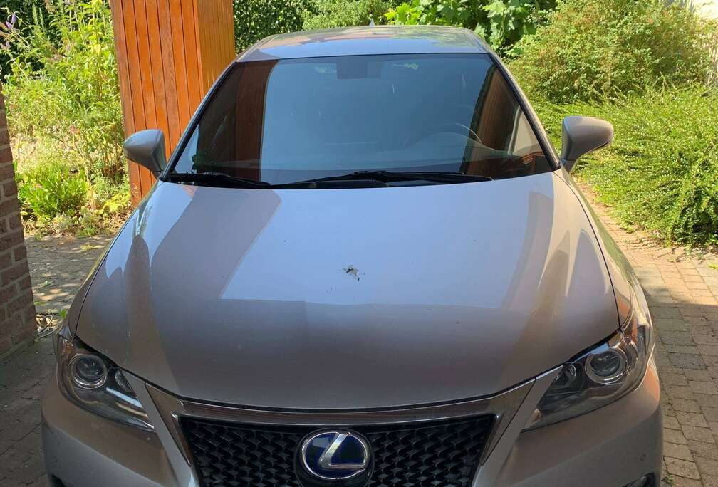 Lexus CT 200h 1.8i 25th Anniversary Edition E-CVT