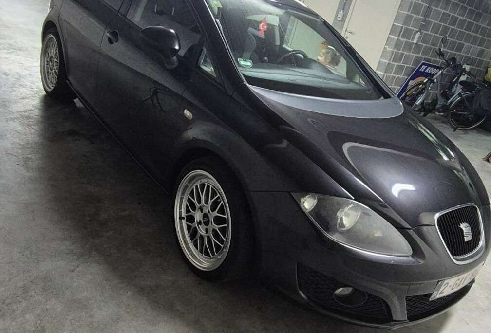 SEAT 1.6i 16v Stylance