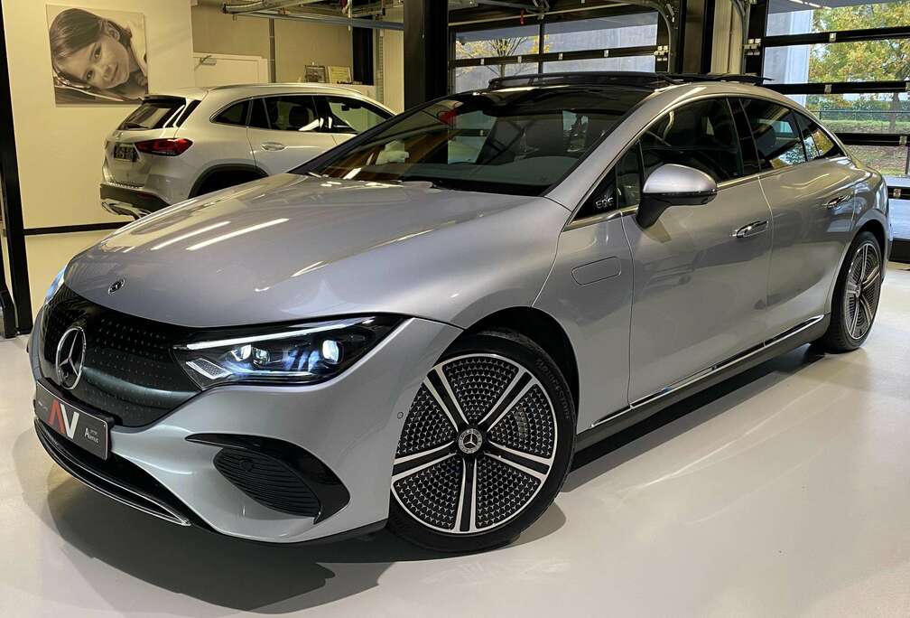 Mercedes-Benz LUXURY HYPERSCEEN OPENDEUR 08-09-10 & 11 nov.