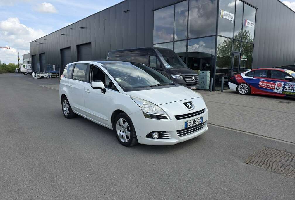 Peugeot 1.6 HDi Family FAP  7plac