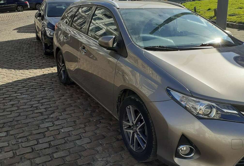 Toyota 1.8 VVT-i Hybrid Automatik Comfort