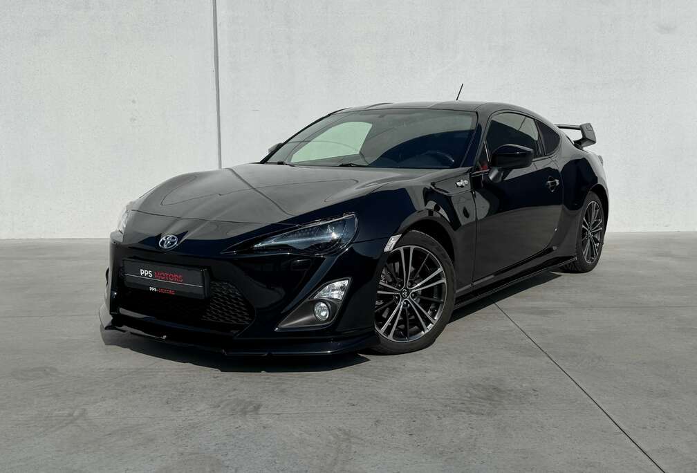 Toyota 2.0i Boxer Sport  MAXTON  CARBON FORGED STUUR