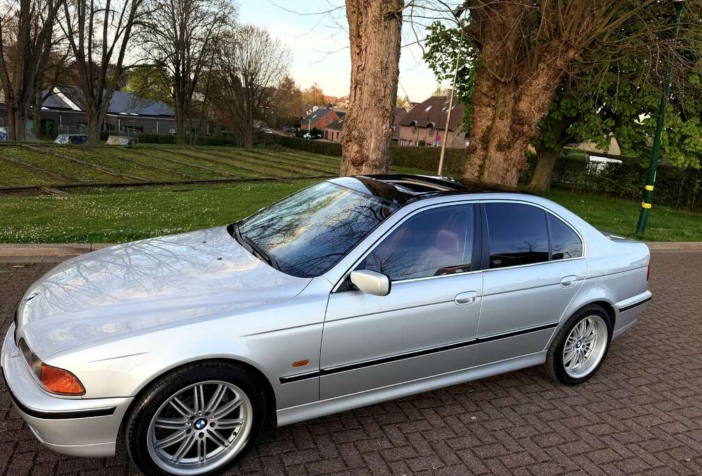 BMW 523i Special Equipment 2