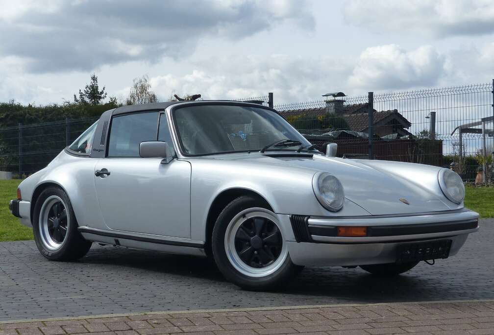 Porsche 3.0 SC GERMAN CAR