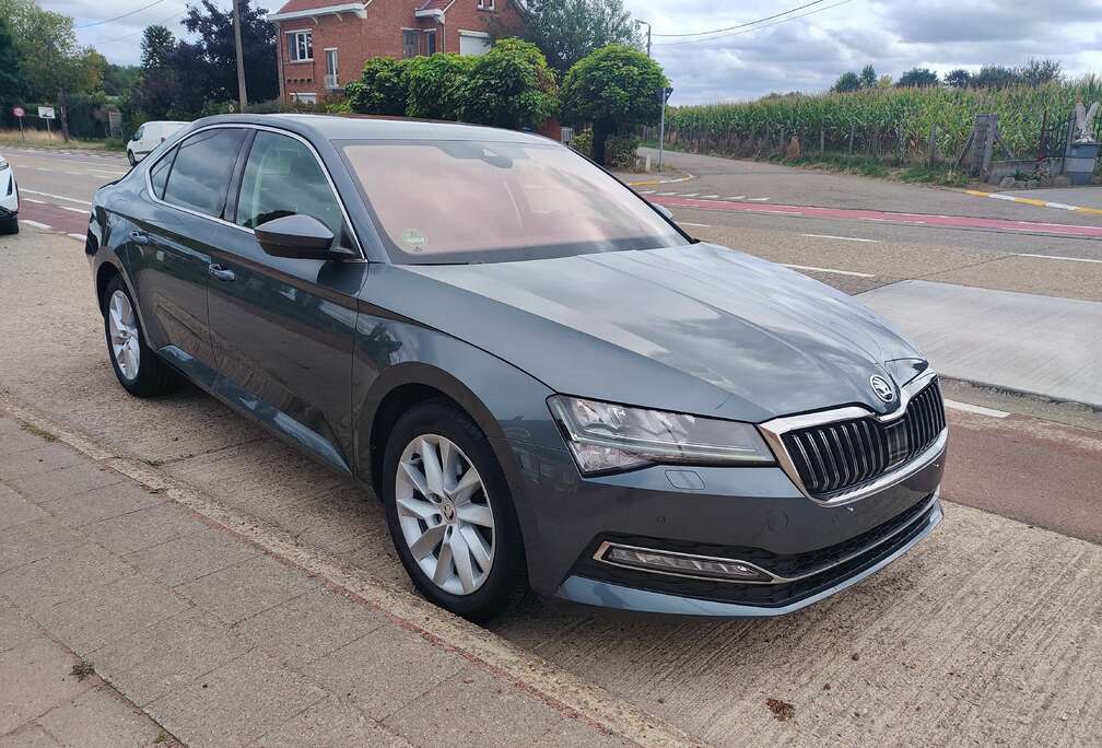 Skoda Skoda Superb 2.0 TSI DSG 140 kw