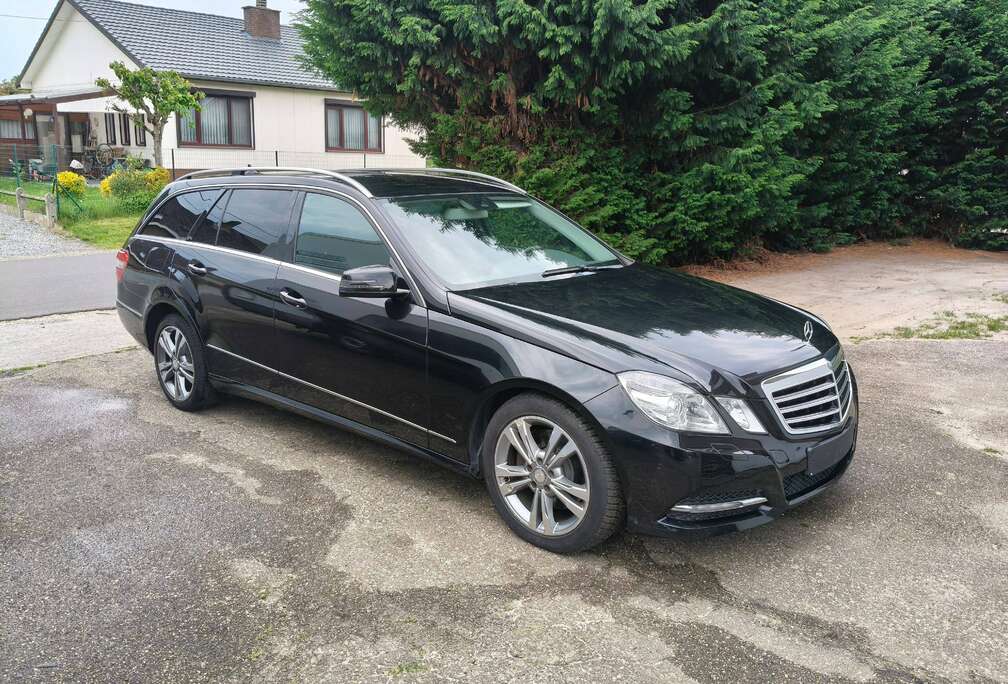 Mercedes-Benz E 300 BlueTEC HYBRID Avantgarde St./St.