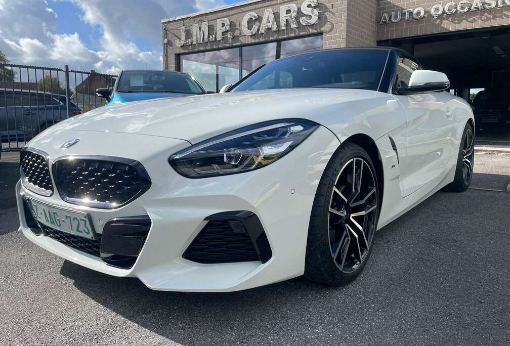 BMW 2.0iAS sDrive20i