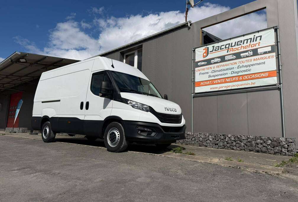 Iveco DAILY MY22 35S14V 12m3