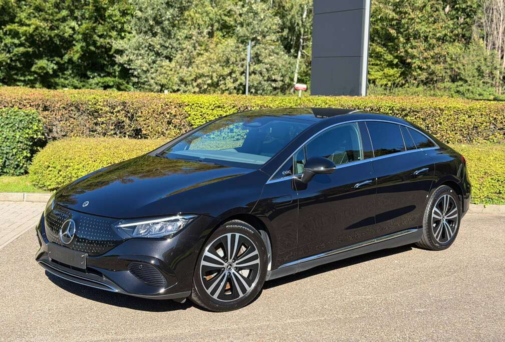 Mercedes-Benz + 90.6 kWh Business Line - 1st Owner - MB Certified