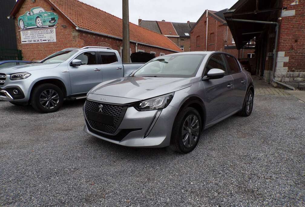 Peugeot e-208 50 kWh Allure Pack **13000 € hors TVA***