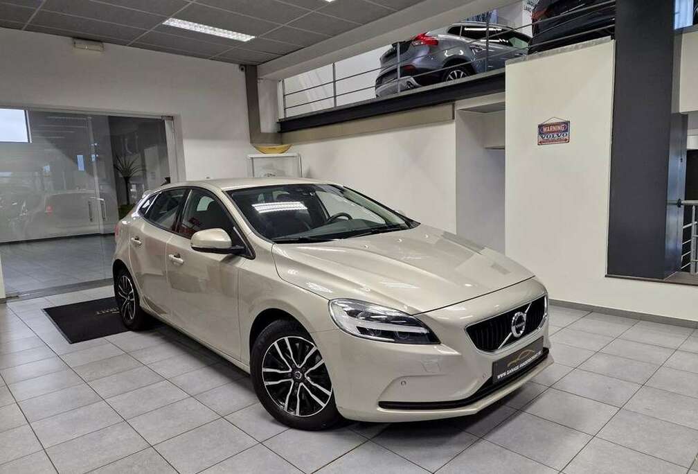 Volvo BLACK EDITION T3 BENZINE AUTOMAAT