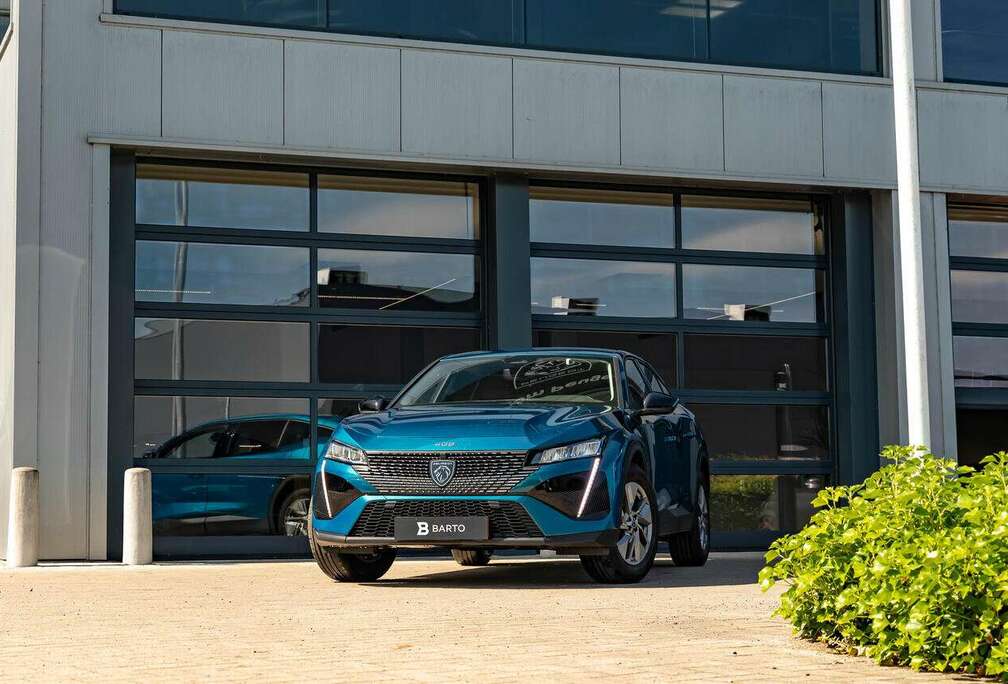 Peugeot MHEV 145 PK AT  360 Camera  Keyless  Navi ...