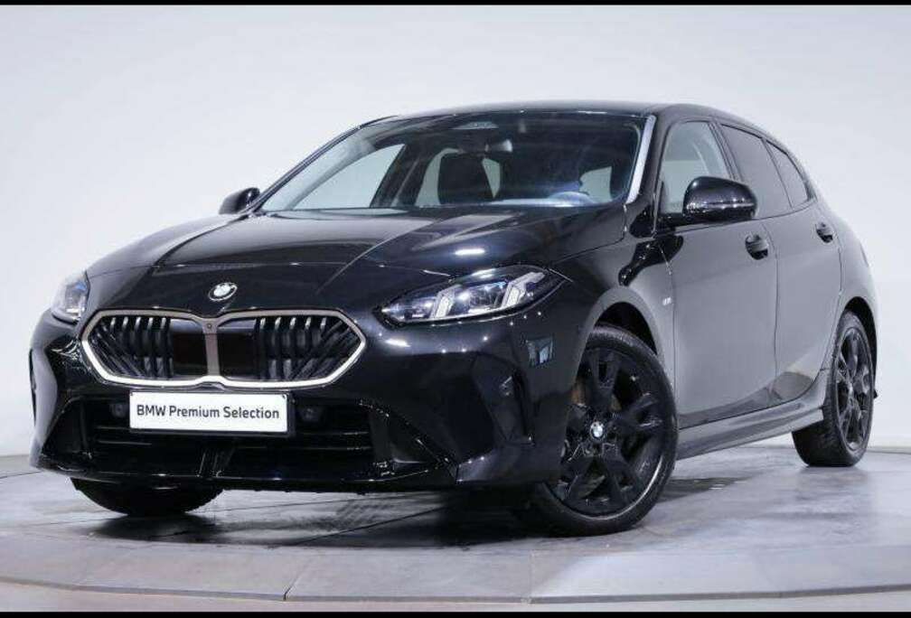 BMW Hatch M Sport Design