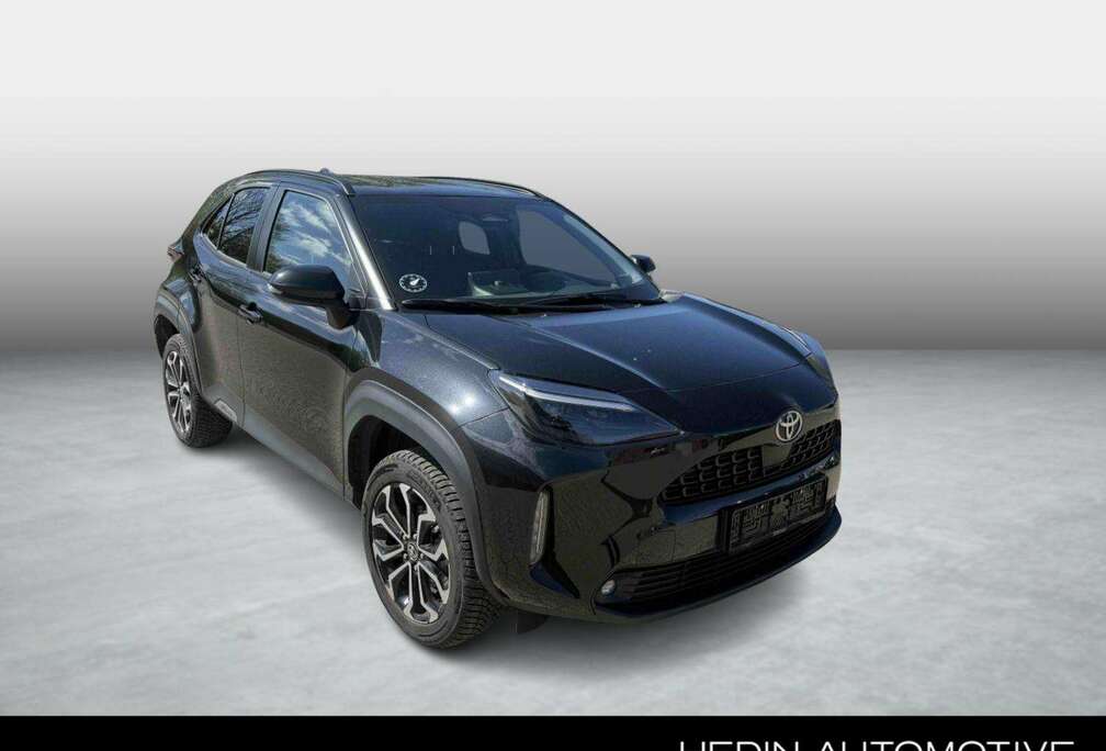 Toyota 1.5 VVT-ie Hybrid Dynamic Plus CVT  Navigatie  A