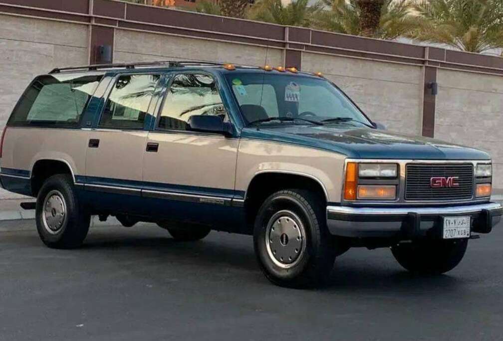 GMC Suburban SLE
