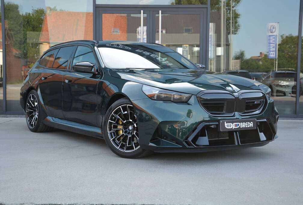BMW Touring Oxfordgrun II/Carbon/Ceramic Brakes/Pano/Alcantara