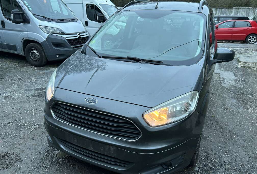 Ford 1.6 TDCi Titanium S/S