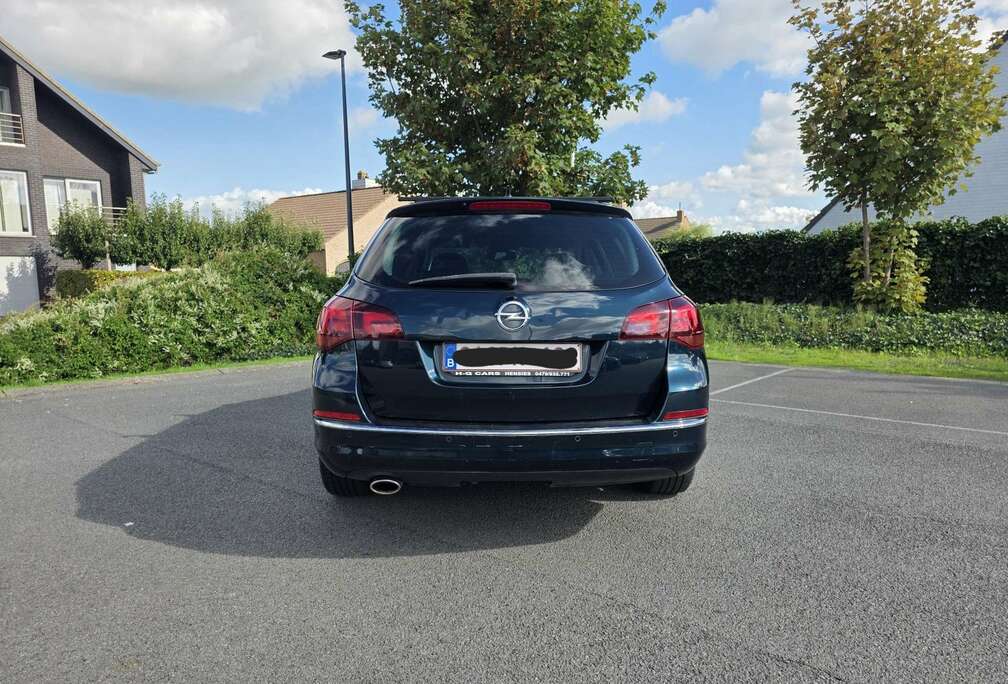 Opel 1.4 Turbo Sports Tourer Edition